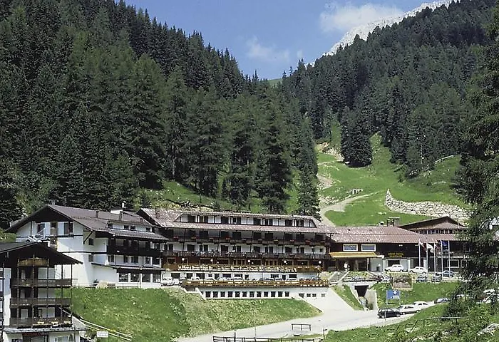 Sport Hotel Pampeago